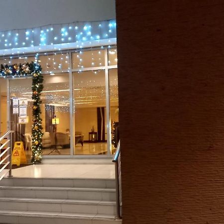 Johnstay Manila Zewnętrze zdjęcie